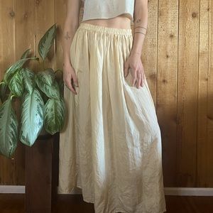 Vintage champagne 100% silk skirt Size S (fits S - L)